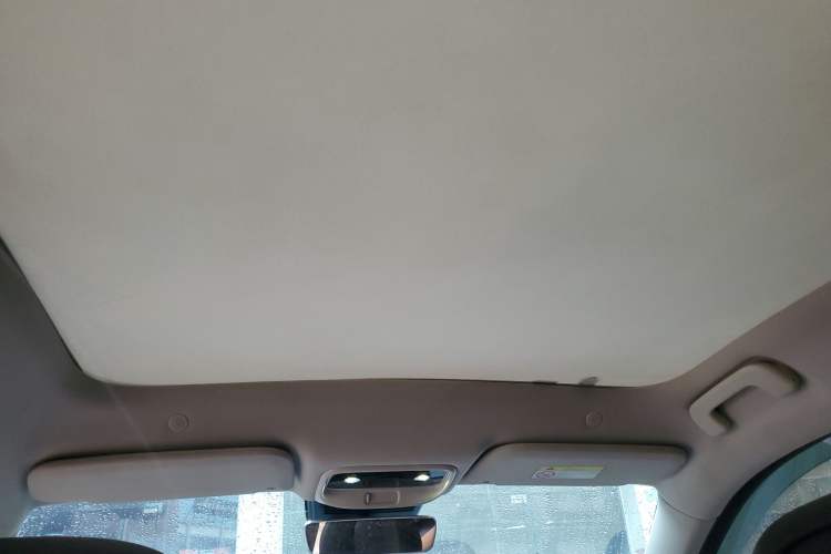 Used Hima AITO M5 2022 Range-Extended Rear-Drive Standard Version Headliner