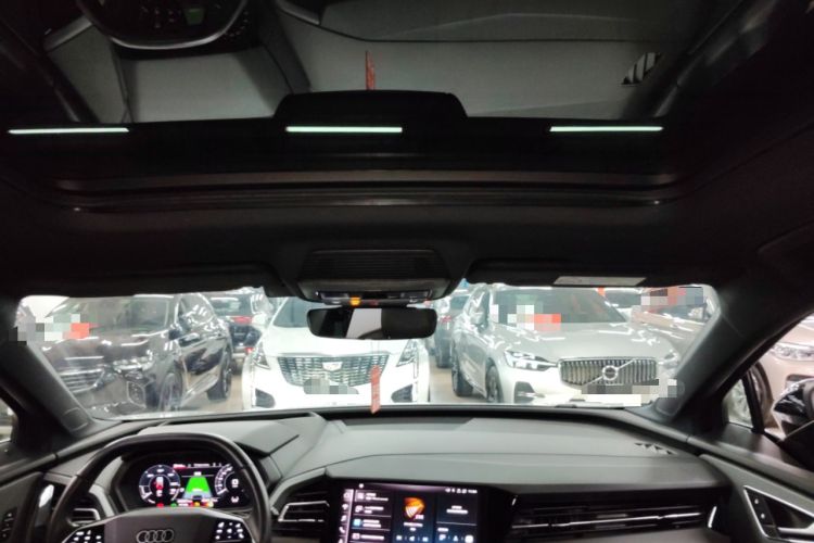 Used Audi Q5 e-tron 2023 40 e-tron Shining Edition Mecha Kit Headliner