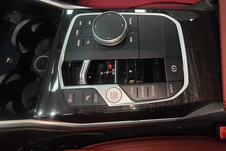 Used BMW 3 Series 2023 325Li M Sport Package Gear Lever