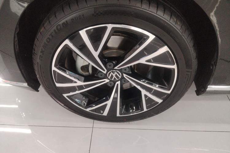 Used Volkswagen Magotan 2020 330TSI DSG Luxury Edition Exterior 4