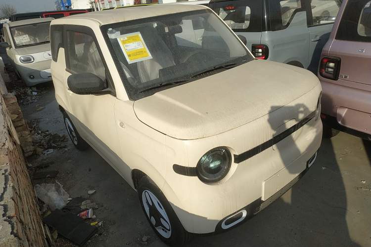 Used Geely Galaxy Panda 2025 210 km – Yuanqi Bear