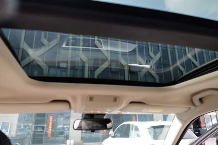 Used Qoros 5 2018 1.6T Automatic Prestige Model
