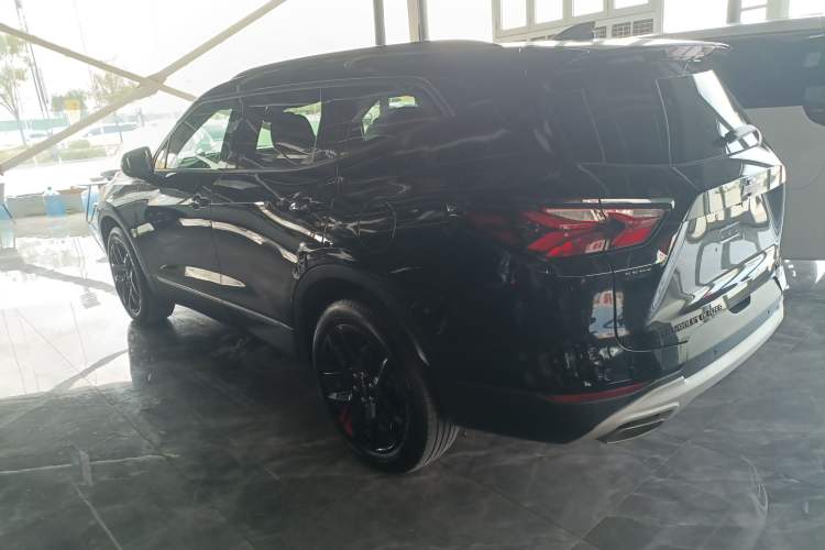 Used Chevrolet Blazer 2022 Mild Hybrid 650T Redline 7-Seater Thunder Edition
