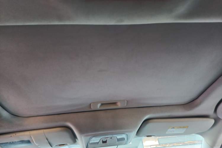 Used Venucia D60 2018 1.6L CVT Smart Connect Elite Edition
