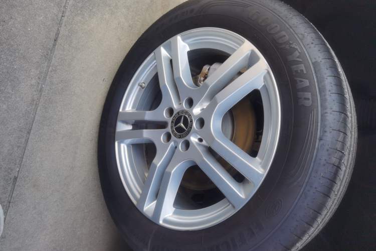 Used Mercedes-Benz GLB 2022 Second Facelift GLB 200 Fashion Edition Exterior 5