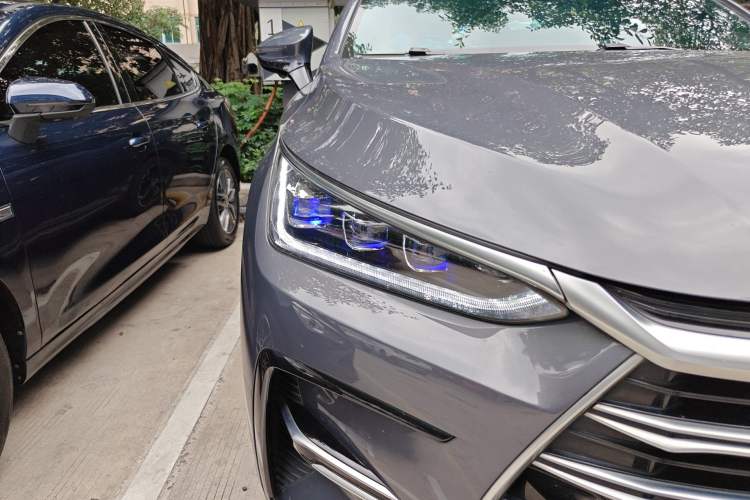 Used BYD Tang New Energy 2021 DM-i 112KM Prestige Model Right Front Headlight