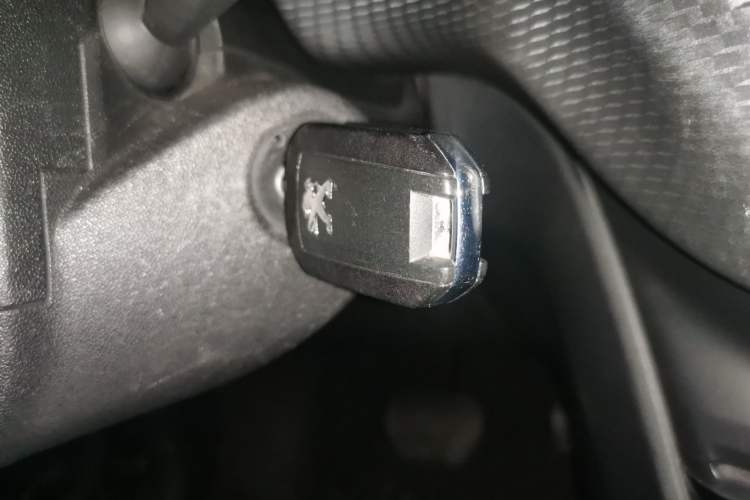 Used Peugeot 2008 2014 1.6L Automatic Fashion Edition Vehicle Key