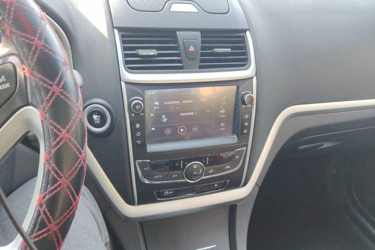 Used Geely Auto Emgrand 2016 Sedan 1.5L Manual Upward Edition