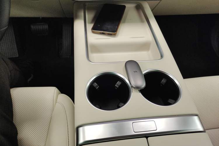 Used Li Auto L9 2022 Max model