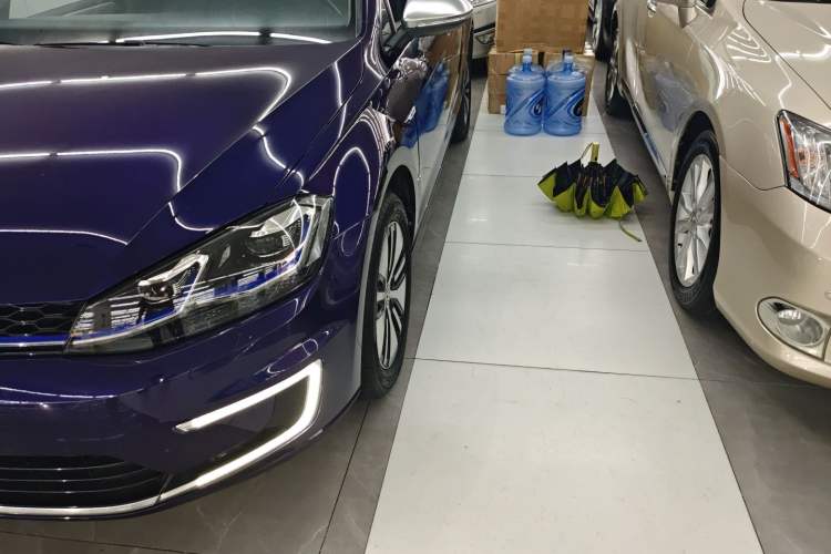 Used Volkswagen Golf Pure Electric 2020 Chari