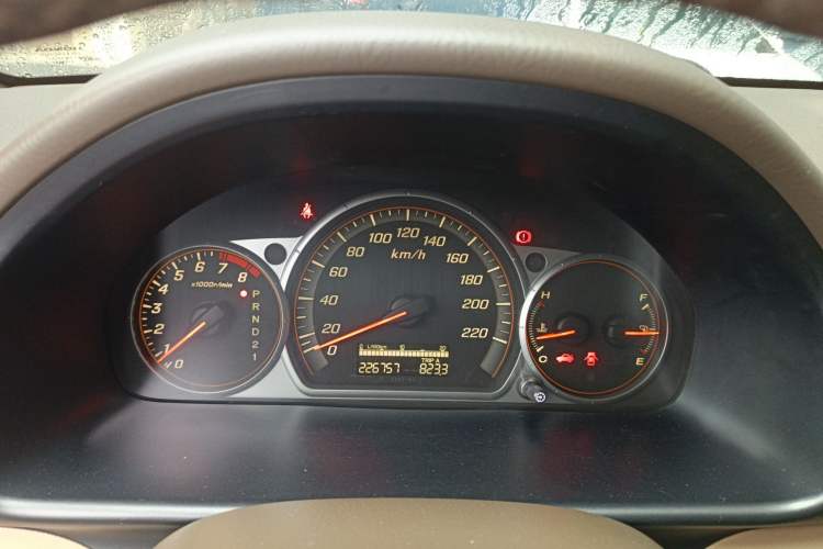 Used Honda CR-V 2005 2.0L automatic Instrument Cluster