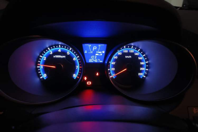 Used Hyundai ix35 2013 2.0L Automatic Two-Wheel Drive Smart GLS China IV Standard
