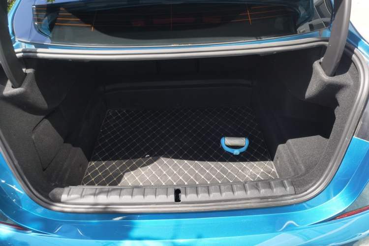 Used BMW 2 Series 2021 225i Four-Door Coupe M Sport Night Edition Trunk