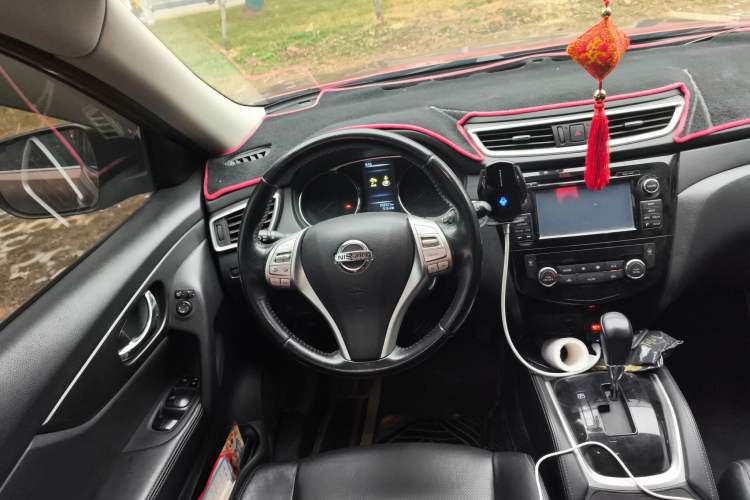 Used Nissan X-Trail 2014 2.0L CVT Smart Edition 2WD
