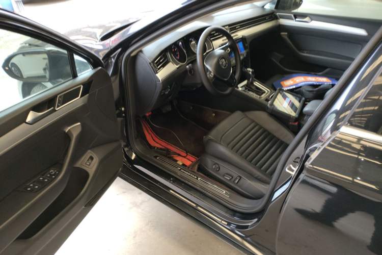 Used Volkswagen Magotan 2018 330TSI DSG Advanced Model