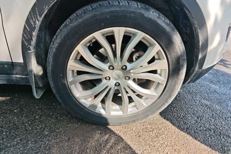 Used Land X7 2015 2.0T Panoramic Prestige Edition