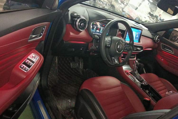 Used MG HS 2018 30T Automatic All-Wheel Drive Trophy Hormone-Infused Version China V Standard
