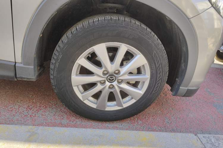 Used Mazda CX-5 2015 2.0L Automatic Two-Wheel Drive Urban Version
