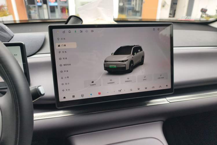 Used Leapmotor C16 2024 All-Electric 520 LiDAR Edition