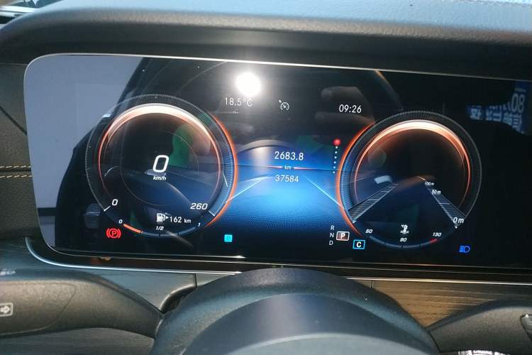 Used Mercedes-Benz E-Class 2021 Restyled E 300 L Sporty and Stylish Edition
