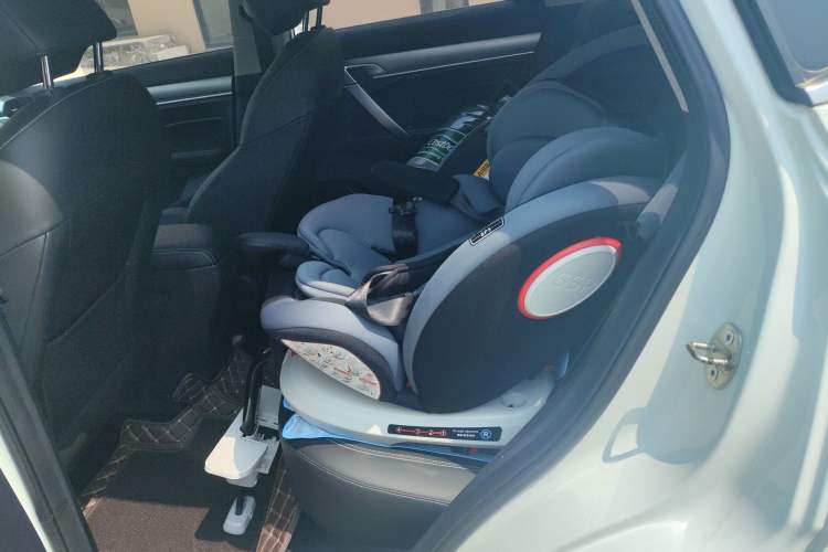 Used Geely Auto Coolray 2019 260T DCT Knight China VI Standard Left Rear Seat