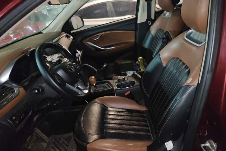 Used Soueast DX7 2017 1.5T Automatic Luxury Model
