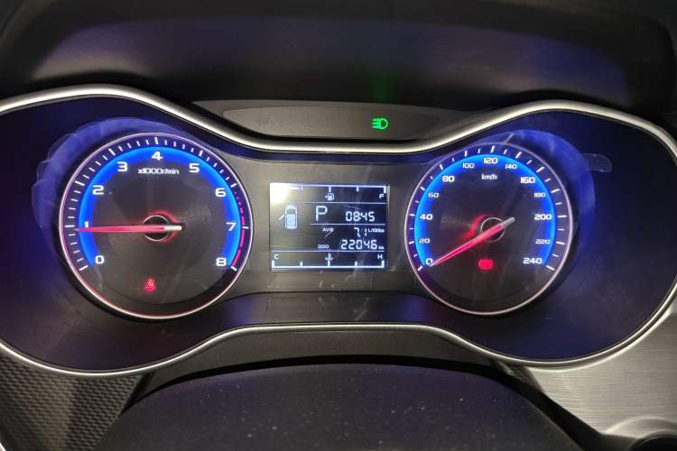 Used Geely Auto Vision 2019 Upgraded Model 1.5L CVT Luxury Version China VI Standard
