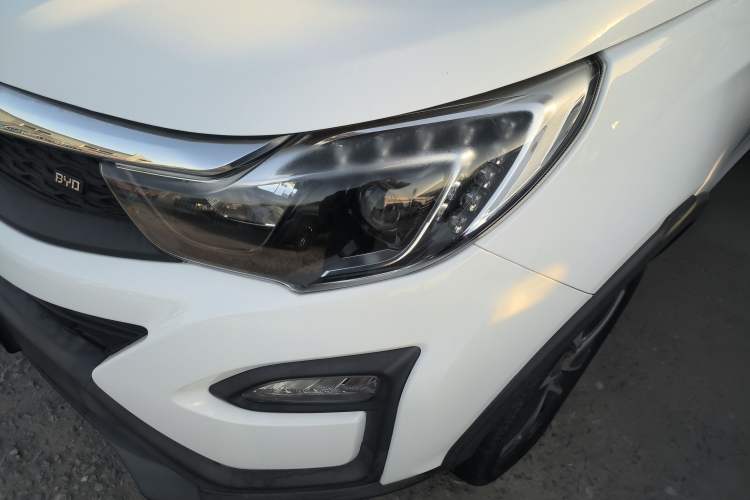 Used BYD Yuan 2017 1.5L Automatic Cool & Connected Model