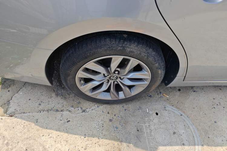 Used Toyota Avalon 2019 2.0L Luxury Edition China VI Standard