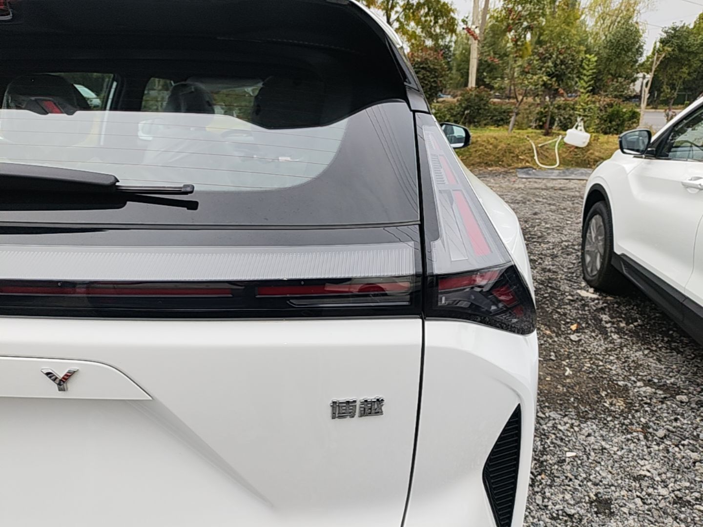 Geely Auto Emgrand X7 Sport 2026 Model 1.5TD Aspirational — снимка 9