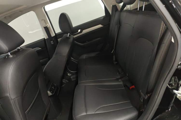 Used Haval H6 2019 Sport Edition 1.5T Automatic Two-Wheel Drive Elite Model China VI Left Rear Seat