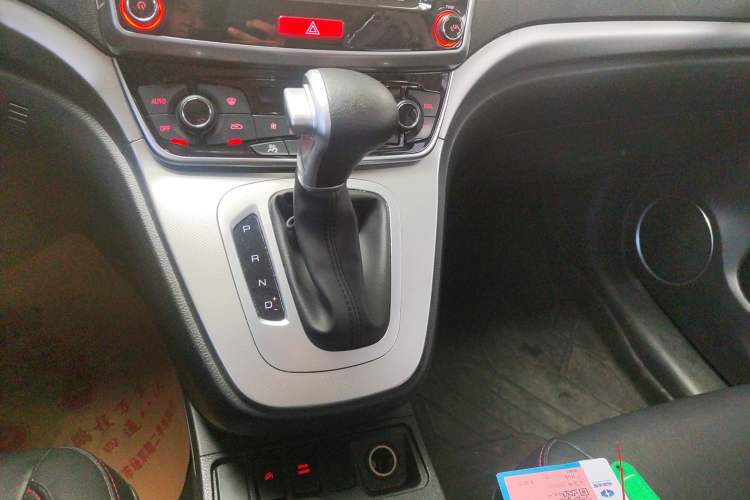 Used Haval M6 2019 1.5T DCT Two-Wheel Drive Elite Version China VI Standard