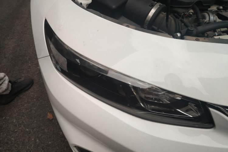 Used Chevrolet Malibu XL 2017 1.5T Automatic Ruichi Edition Right Front Headlight