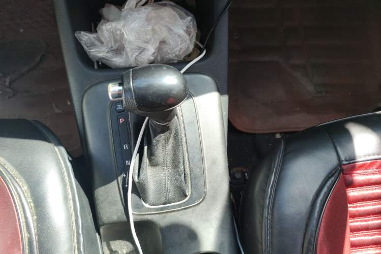 Used Kia K3 2015 1.6L Automatic GL
