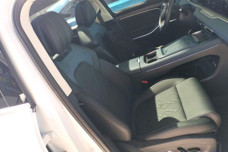 Used VOYAH FREE 2024 Ultra-Long Range Intelligent Driving Version Right Front Seat