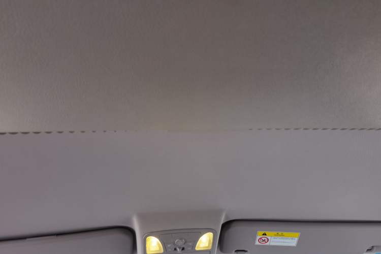 Used JAC Group Refine M5 2016 2.0T Gasoline Automatic Business Edition Headliner