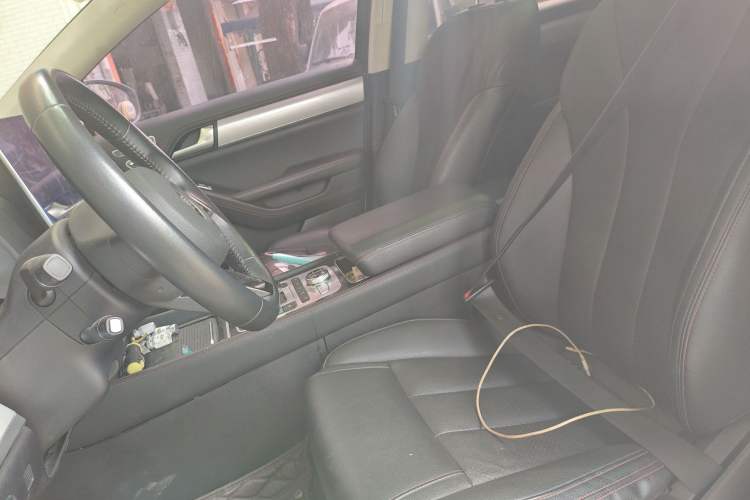 Used BYD Tang New Energy 2018 DM 2.0T All-Wheel Drive Smart Connectivity Luxury Model 7 Seats China V Emission Standard
