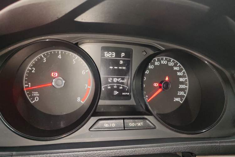 Used Volkswagen Lavida 2017 1.6L Automatic Fashion Edition
