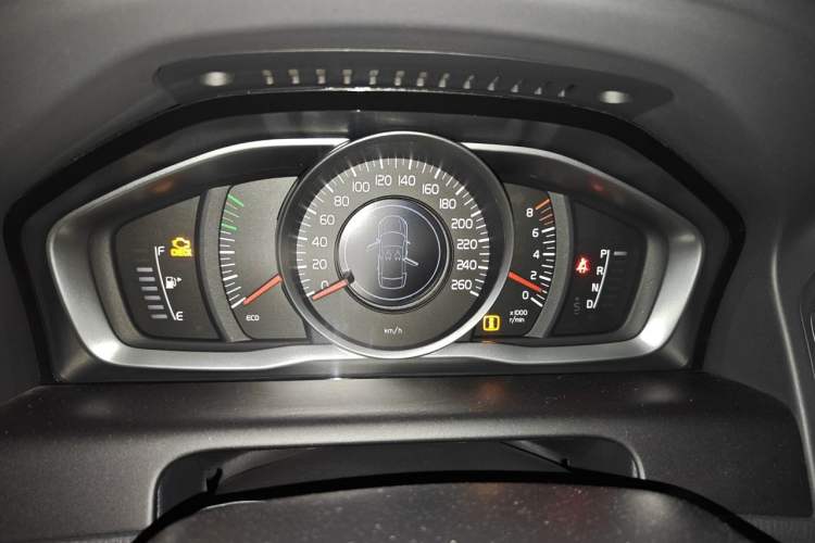 Used Volvo XC60 2017 T5 Smart Upgrade Edition