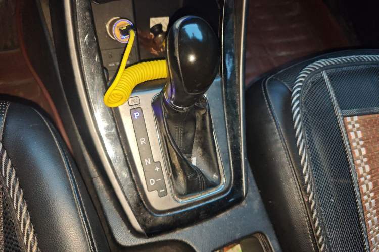 Used Hyundai Elantra (5th Generation / Langdong) 2013 1.6L Automatic Luxury Model Gear Lever