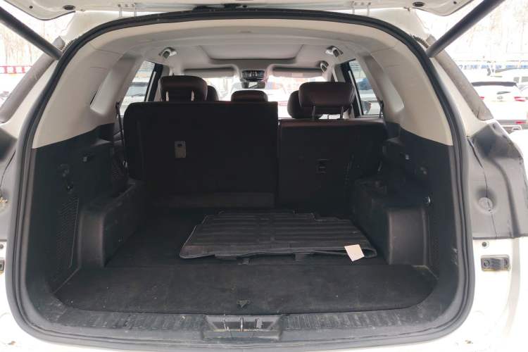 Used JETOUR X90 PRO 2024 2.0T DCT Luxury Edition 5 Seats Trunk