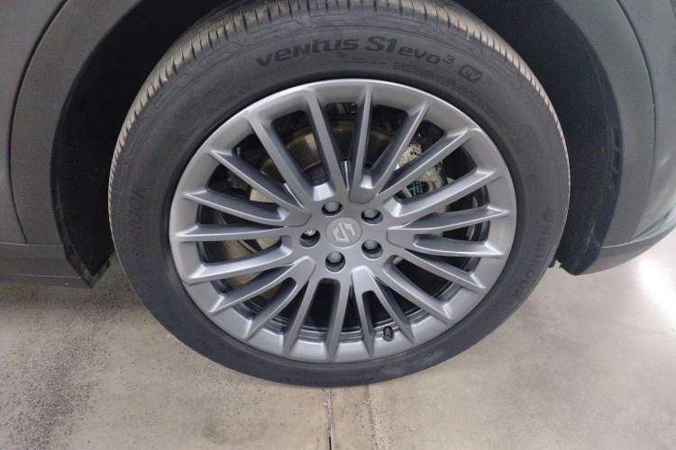 Used Leapmotor C11 2023 Range-Extended 300 Comfort Edition Left Front Wheel Hub