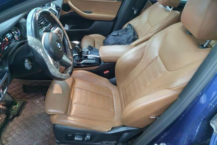 Used BMW X4 2019 xDrive25i M Sport Package Left Front Seat