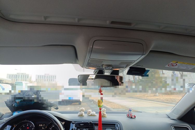 Used Volkswagen Sagitar 2018 1.6L Automatic Comfort Model Headliner