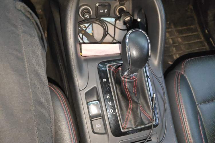 Used Changan CS75 2016 1.8T Automatic Elite Model China V Standard