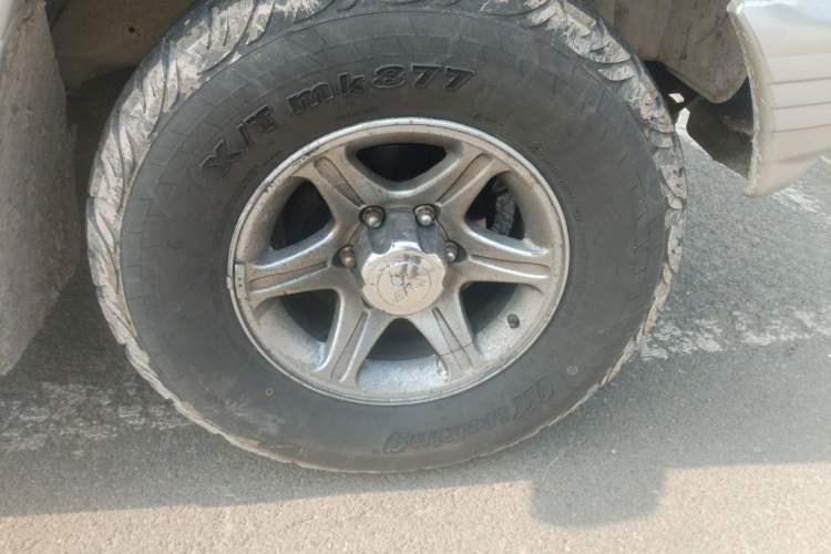 Used Leopaard Heijingang 2009 2.4L Manual 4x4