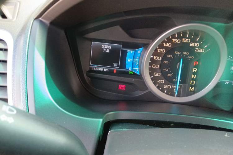 Used Ford Explorer 2013 3.5L Deluxe Model
