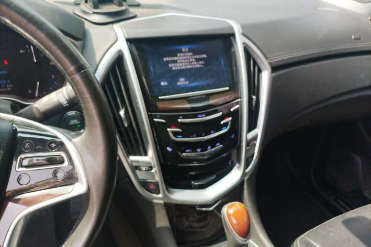 Used Cadillac SRX 2015 3.0L Elite Model Audio And AC Panel