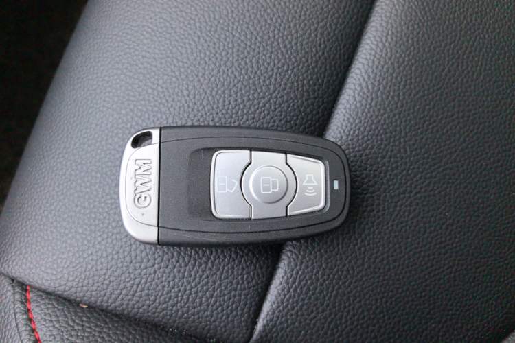 Used Haval H6 2016 Upgraded Model 1.5T Automatic Two-Wheel Drive Elite Version