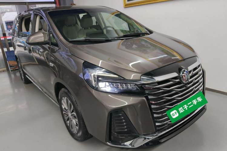 Used Buick GL8 2023 Land Executive Class Smart Enjoyment Model
